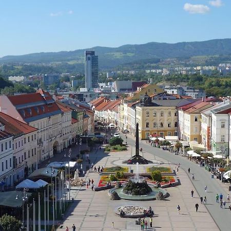 Apartman Pistacia Priame Centrum Bb Banská Bystrica Extérieur photo