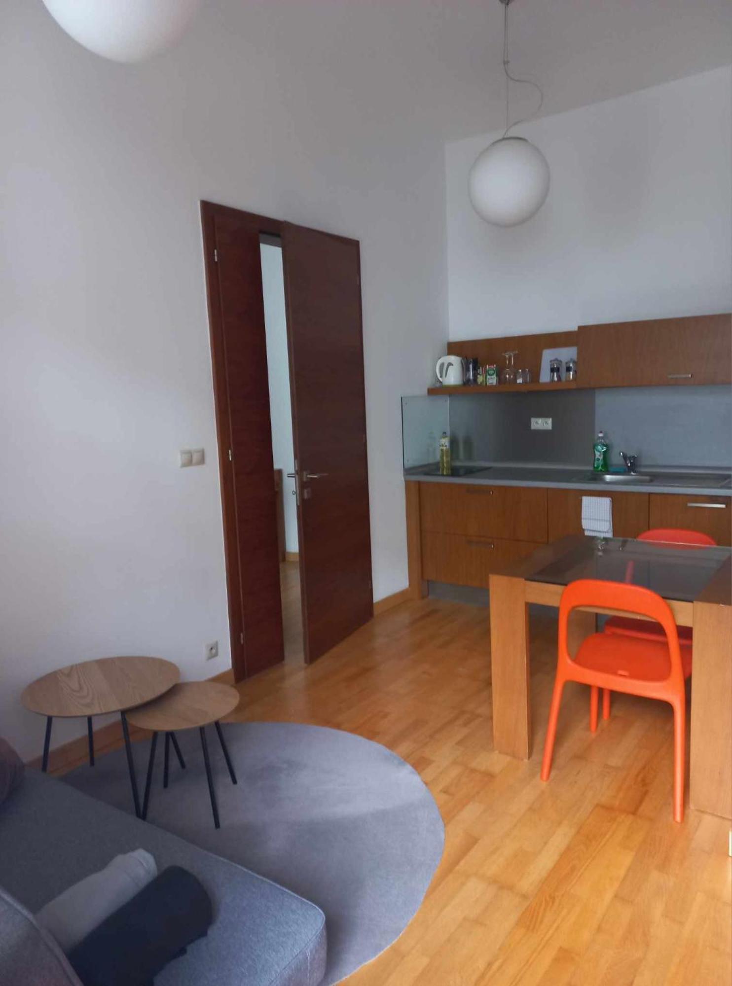 Apartman Pistacia Priame Centrum Bb Banská Bystrica Extérieur photo